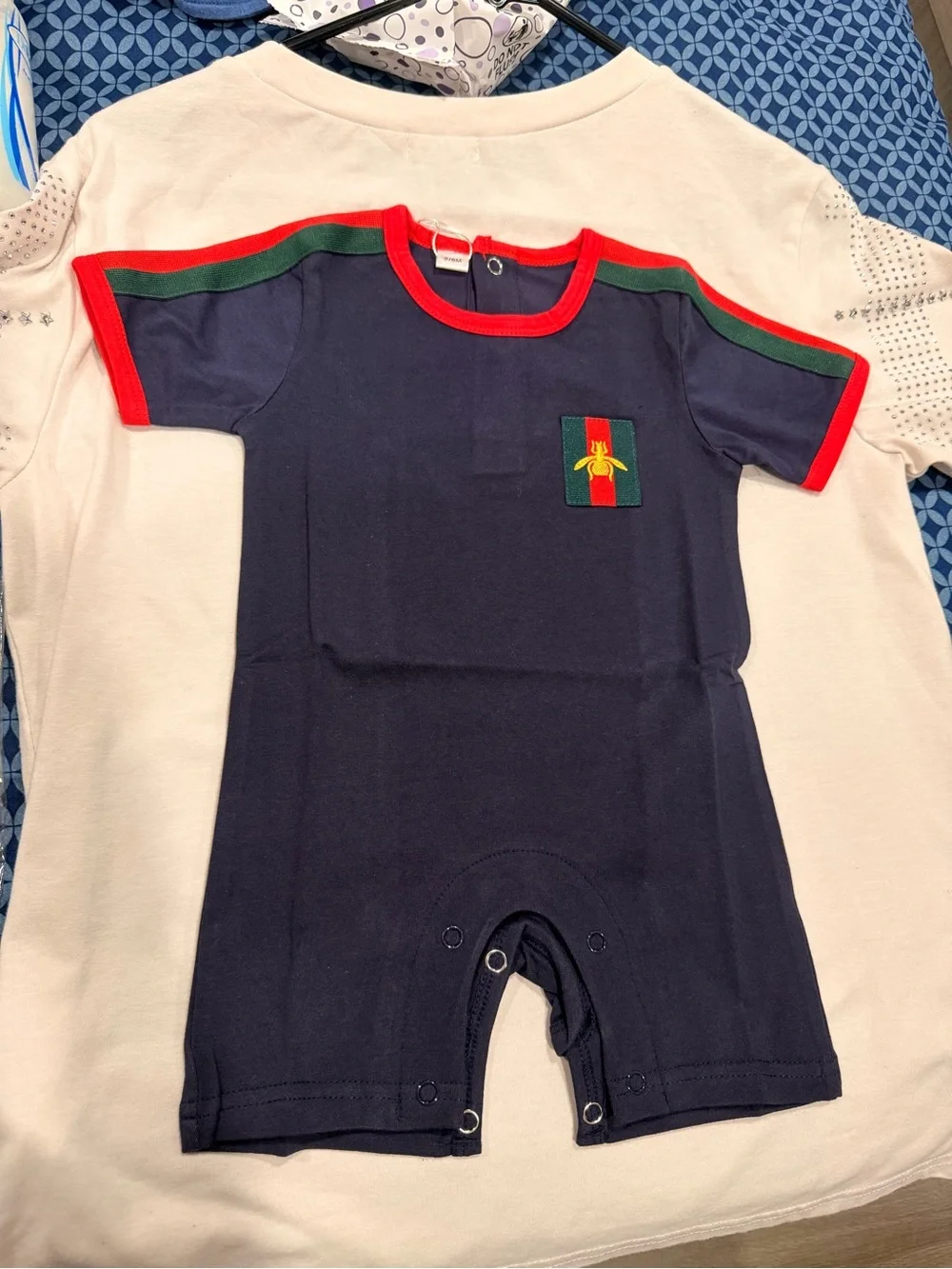 Gucci Navy Short Sleeve Baby One-Piece with Red & Green Trim